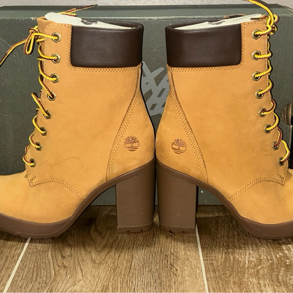 New Timberland Women's Mid Lace-Up Boot